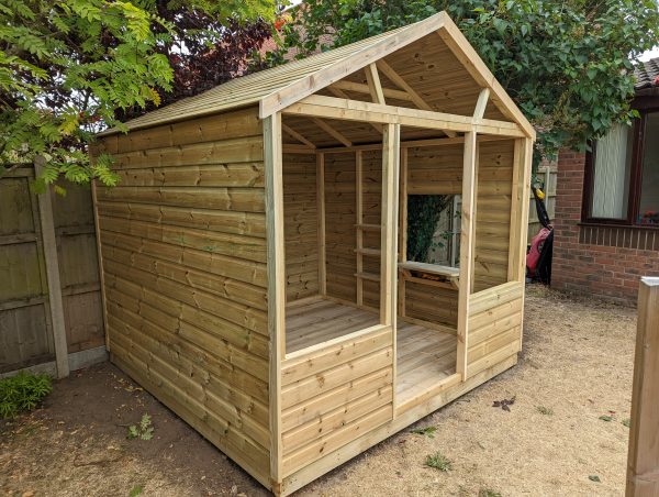 Summer house/Play house - Image 3