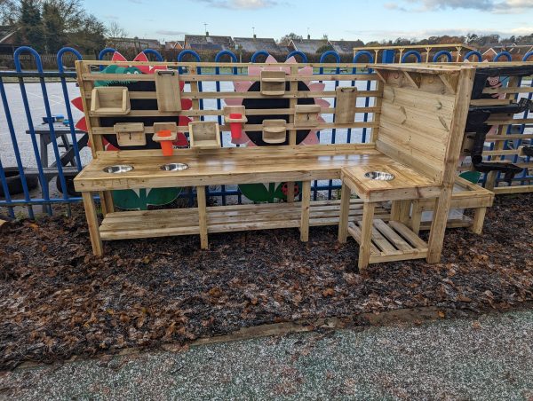 Corner mud kitchen