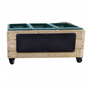 Planter on wheels