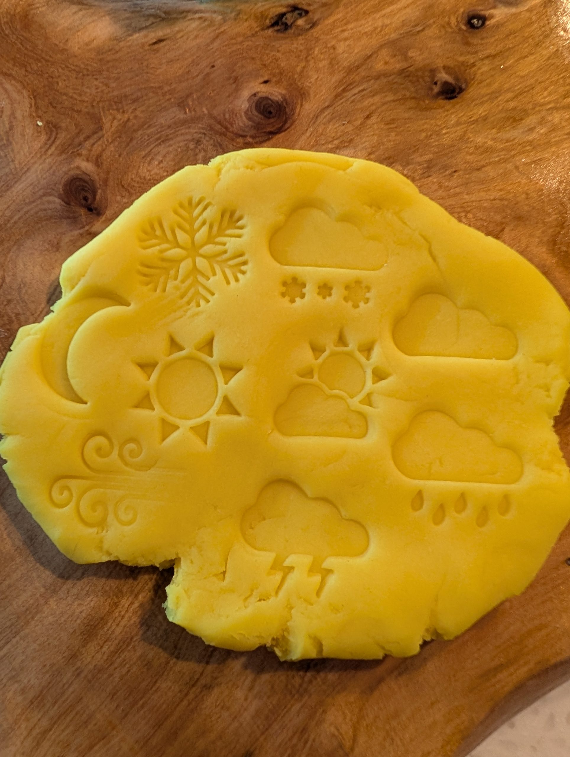 Weather Playdough stamps - Image 3
